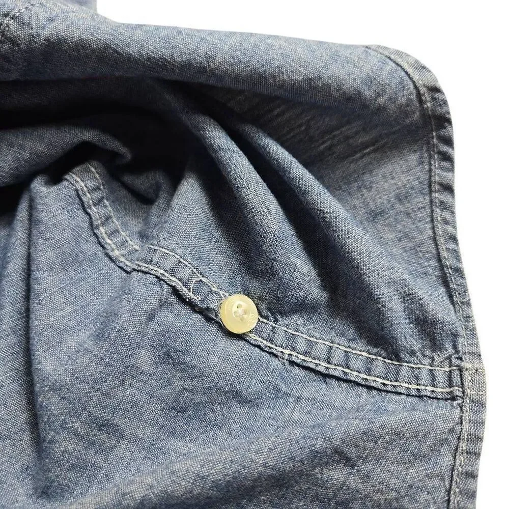 Gap Kids buttondown shirt S